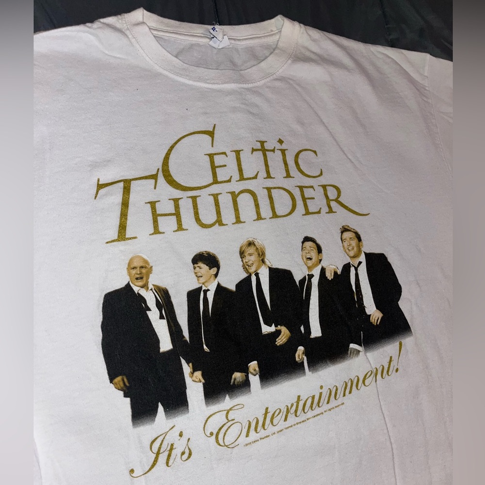 Celtic Thunder 2010 Tour Band Shirt Size XL It’s Entertainment!